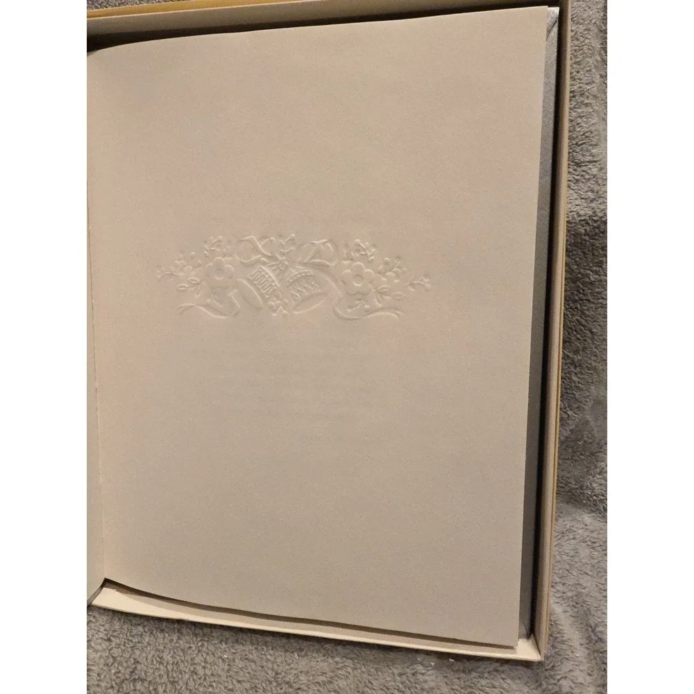 C.R. Gibson Our 25th Wedding Anniversary Keepsake Book Memories Silver With Box